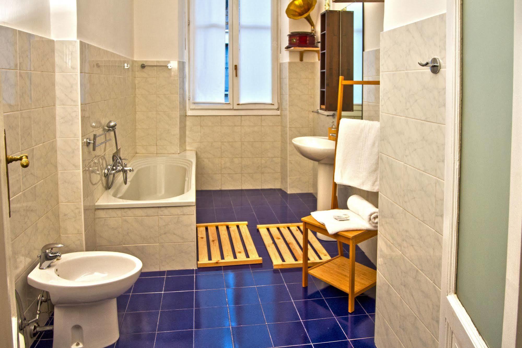 Innperfect Suite Милан Экстерьер фото